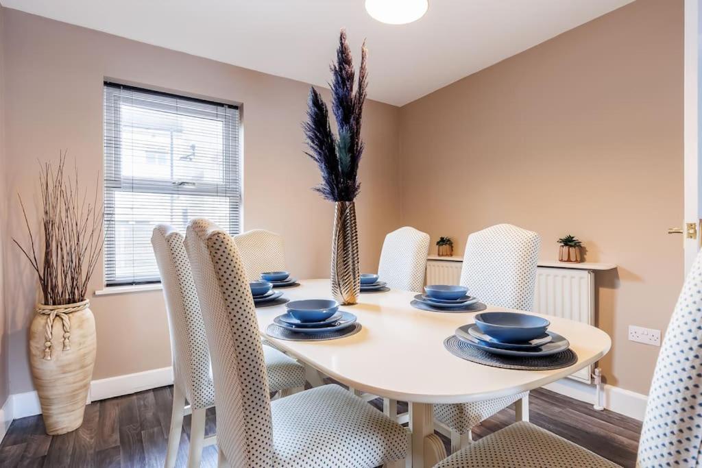 Weekly Monthly Deal-4 Beds-Large House-Driveway By Lima Apartments Ltd 본머스 외부 사진